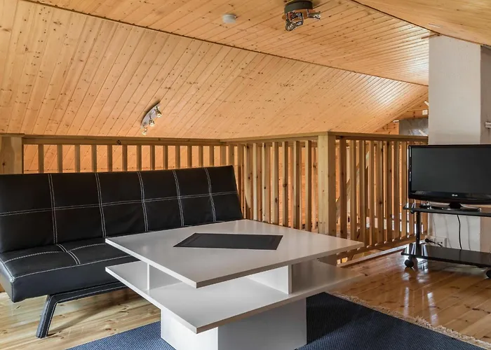 Tievatupa 1- Isompi By Interhome Yllasjarvi